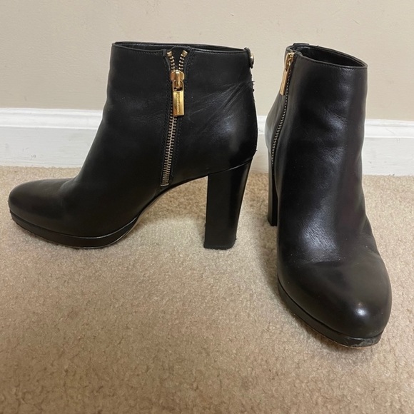 Michael Kors Frenchie Leather Booties Size 8 - Picture 5 of 8